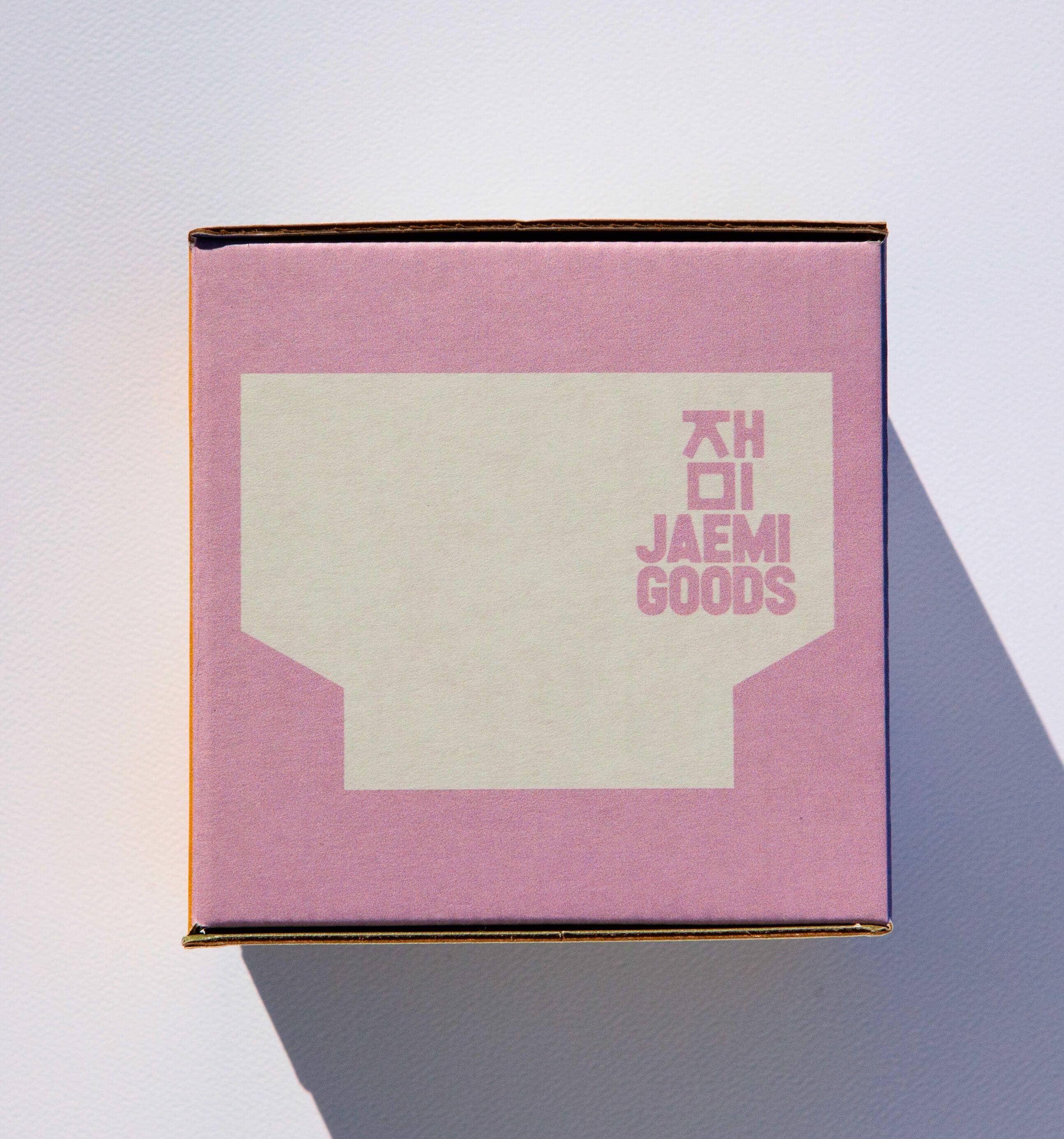 JAEMI GOODS Coconut Wax Candle with Crackling Wood Wick 12 oz