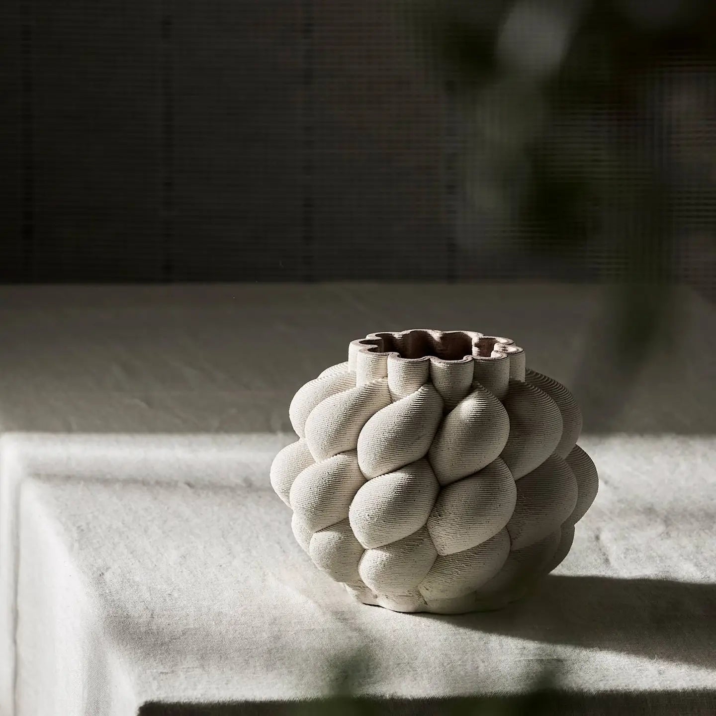 Nuvola 3D Printed Vase in Porcelain Clay